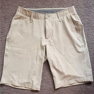 Under Armour Men's Cream Shorts